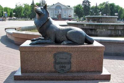 Памятник-волку.jpg